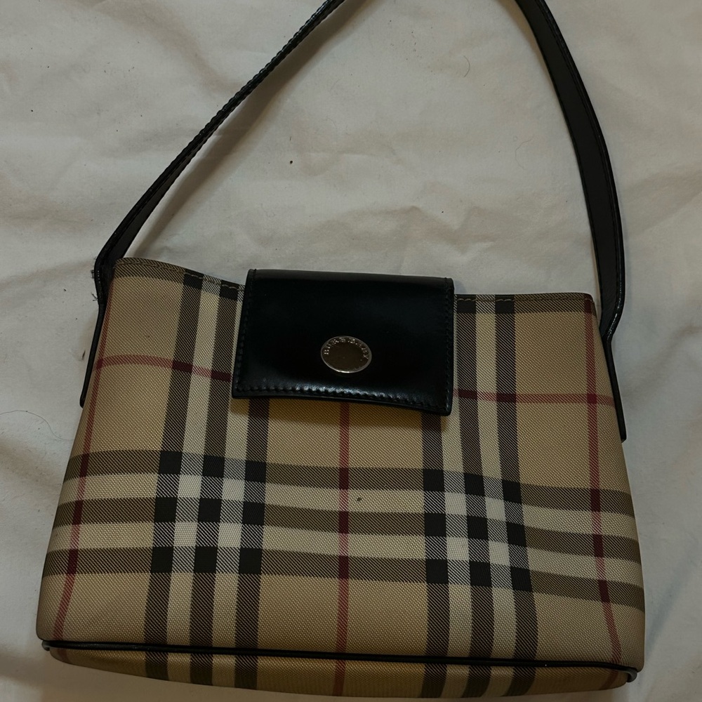 Burberry Tan and Black Shoulder Bag with Iconic Design